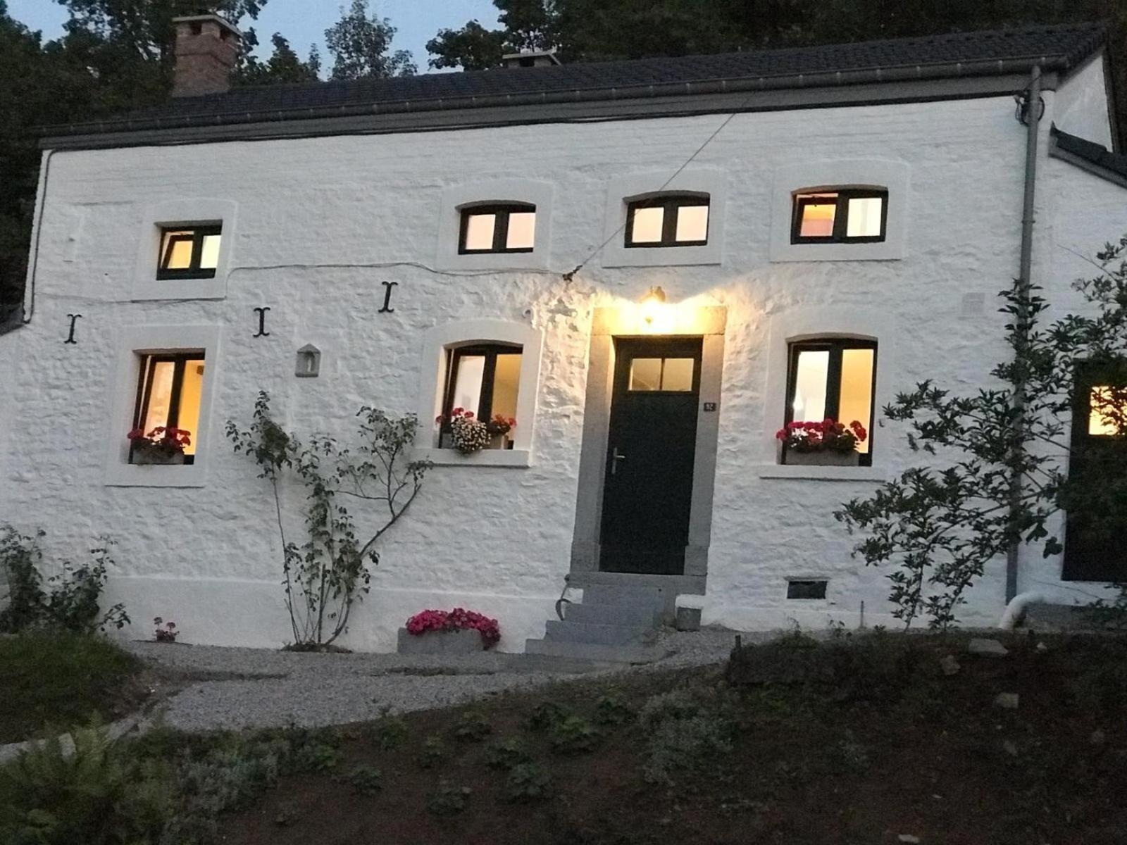 La Petite Maison Blanche Wanze Exterior foto