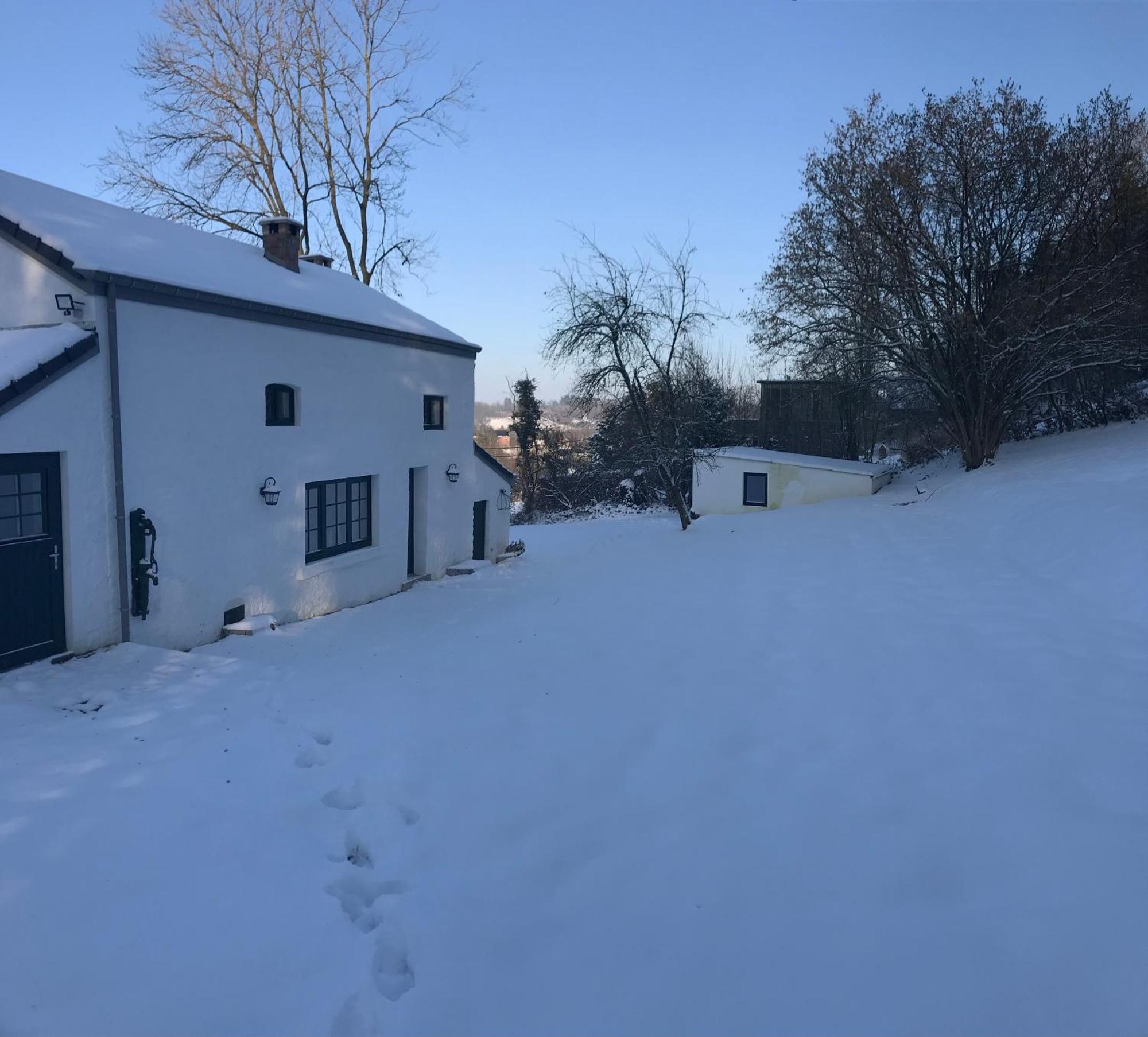 La Petite Maison Blanche Wanze Exterior foto